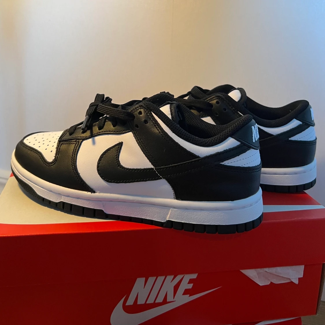 Nike low dunks (W)  - 90