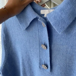 Blå tröja från hm - Mysigaste tröjan i den finaste blå färgen.