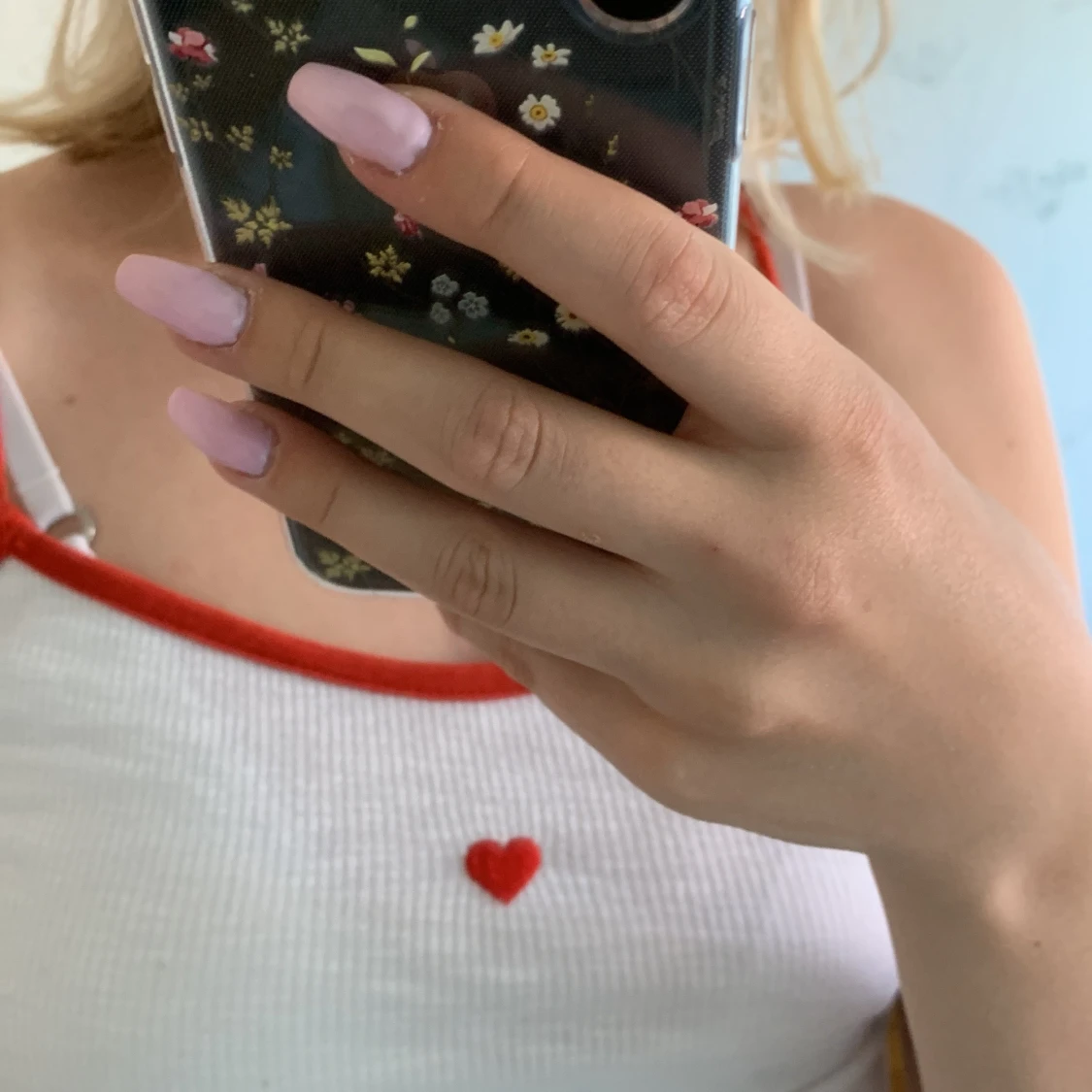 Vit topp med hjärta - 90