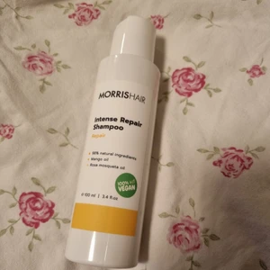 Repair schampoo - Har dubletter, jättebra schampoo som luktar otroligt gott!