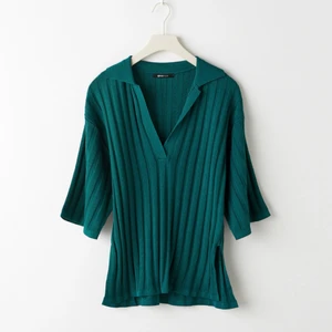 SÖKER DENNA I SVART  - Hej! Söker denna top i xxs eller xs. Den är helt slut på Gina , har byxorna till den så vill gärna ha den i top också. Frågade ifall de skulle få in men tydligen inte. SVART NAYA KNITTED TOP