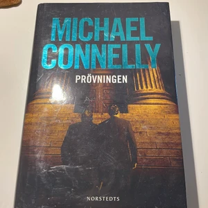 Prövningen av Michael Connelly  - Prövningen är om den dömde barnamördaren Jason Jesaja som ny får ne ny rättegång baserat på DNA bevis med hjälp av försvarsadvokaten Mickey haller som är övertygad om att Jason är skyldig och har sig an fallet😰….