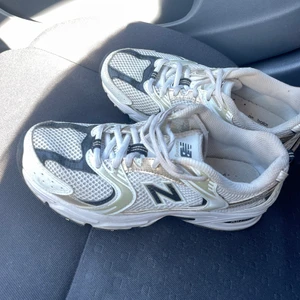 New Balance 530  - Asfräscha New Balance 530 st 36. Inte alls använda mycket 