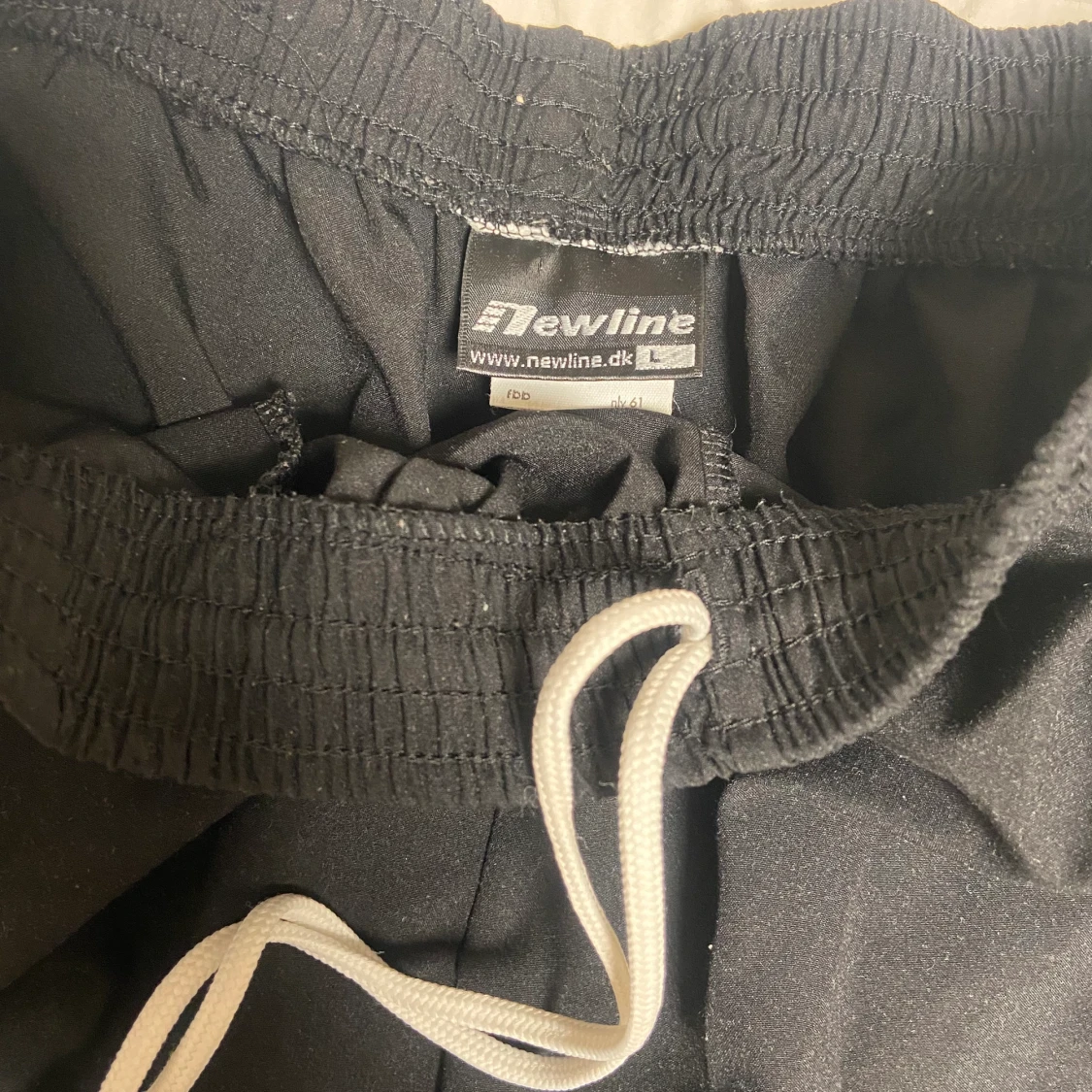 Svarta shorts, strl L  - 90