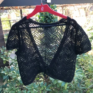 kofta  - Finaste lilla koftan från att. !! Prima skick, köpt snabbt skänker snart bort 