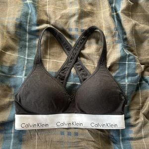 Bh - Bh från Calvin klein i storlek S