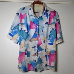 Vintageblus - Mönstrad vintageblus, storleken är som en L men funkar bra som oversize🌱