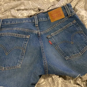 Levis shorts - Levis shots använd en gång så nyskick på dem!! 