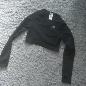 Gymshark topp - som ny då jag har aldrig haft den på mig. 