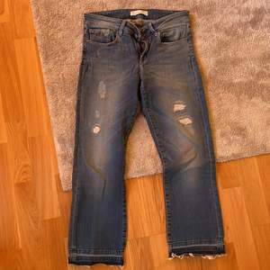 Jeans från odd Molly, shortleg. Storlek 26. Stretchiga. 