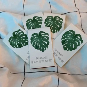 Packnings klistermärken 💗 5 pack  - This package is happy to see you too klistermärken 5 pack 💗 om man köper upp till 5 pack av klistermärkena så blir frakten samma som ett pack💗