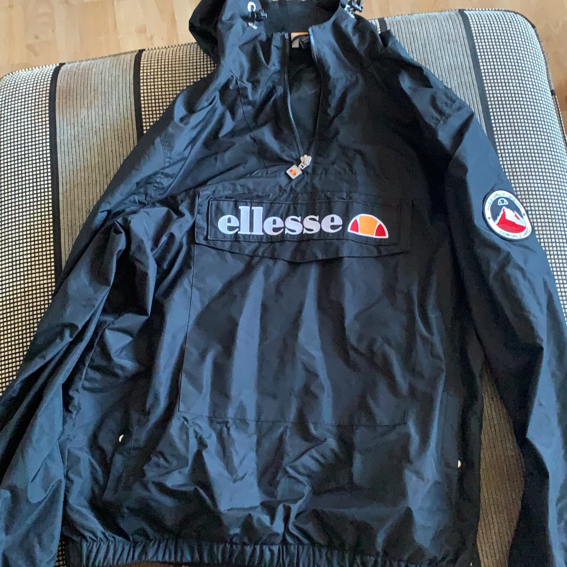 Ellesse vindjacka (L)