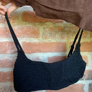 Svart bikini topp Xs/S  - Svart bikini topp från bik bok storlek Xs/s 