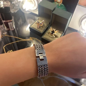 Edblad armband - Säljer detta superfina Edblad armbandet i rostfritt stål ( silver färg) skriv privat om ni vill ha fler bilder!❤️