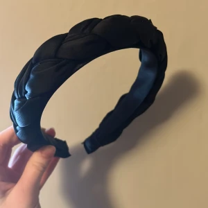 Flätat Diadem - Fint flätat diadem💞