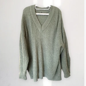 Stickad tröja - Mintgrön