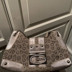 Gussaci väska - Brun Gussaci handväska👜👜