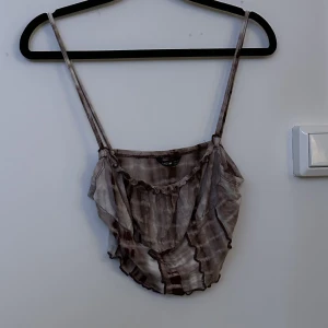 brun topp - Gott skick