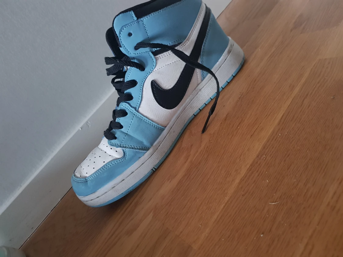 NIKE AIR JORDAN - 90