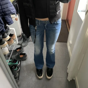 Lågmidjade bootcut flare jeans lowwaist  - Lågmidjade bootcut jeans från G-Star💋💋