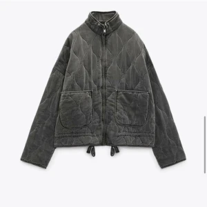 Zara jacka - Söker denna jackan från zara!