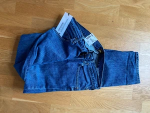 Leejeans - Ett par helt nya Leejeans i modellen Rider slim