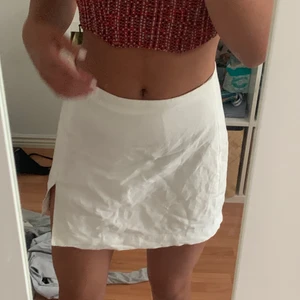 linne kjol - supersöt linneskjol storlek 36! pris 150kr.