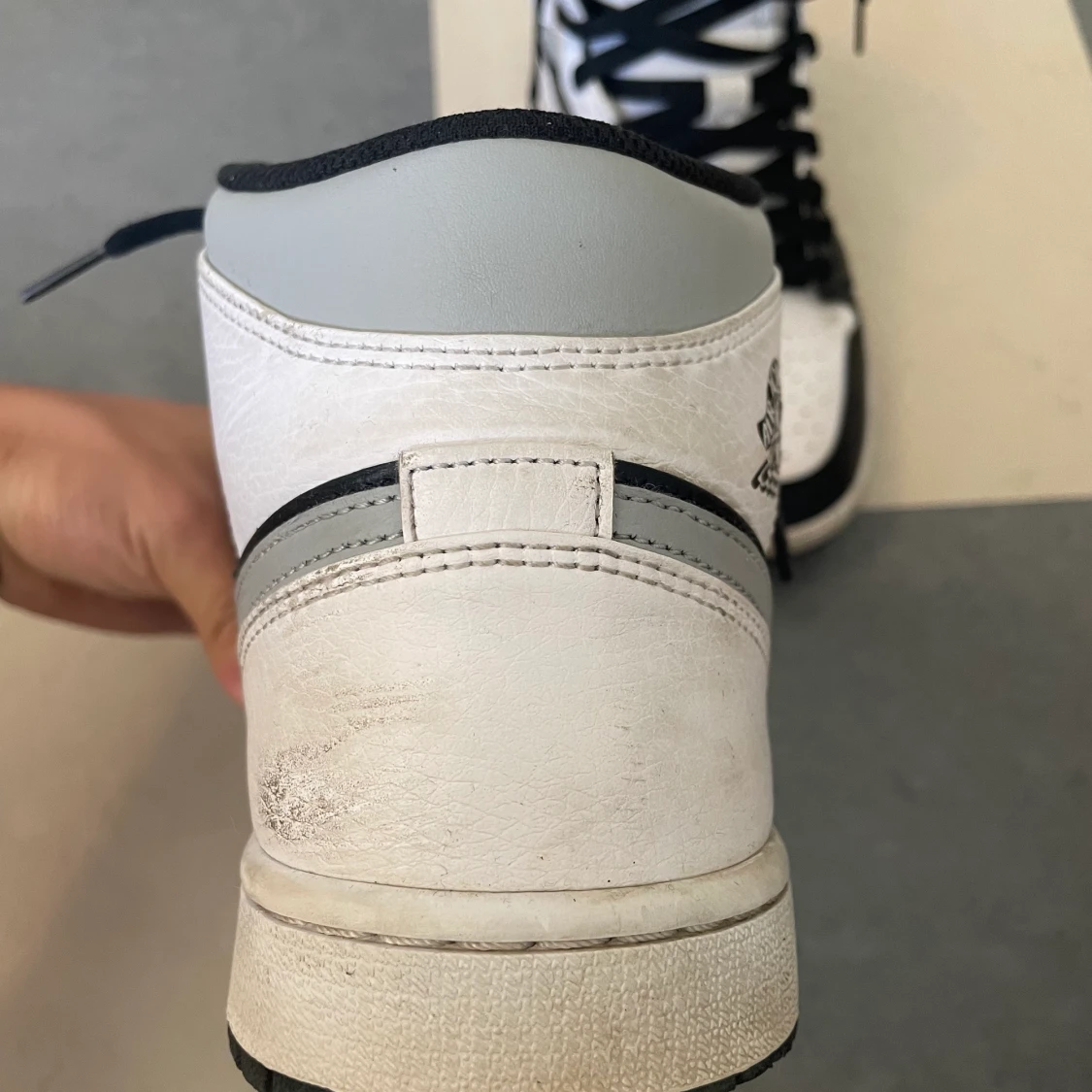 Jordan 1 Mid white shadow - 90