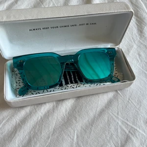 Chimi Eyewear Aqua Blue #004 - Säljer dessa fina Chimis då de inte kommer till användning längre. Fodral medföljer🦋🤍