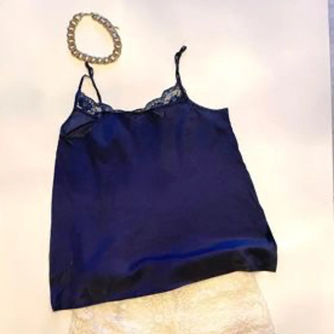 spetslinne från Custommade - 90