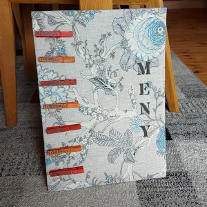 Meny planerare - Meny planerare har alla vecko dagarna det är bara skriva egna lappar med en meny och sätta upp med hjälpa av kämman 