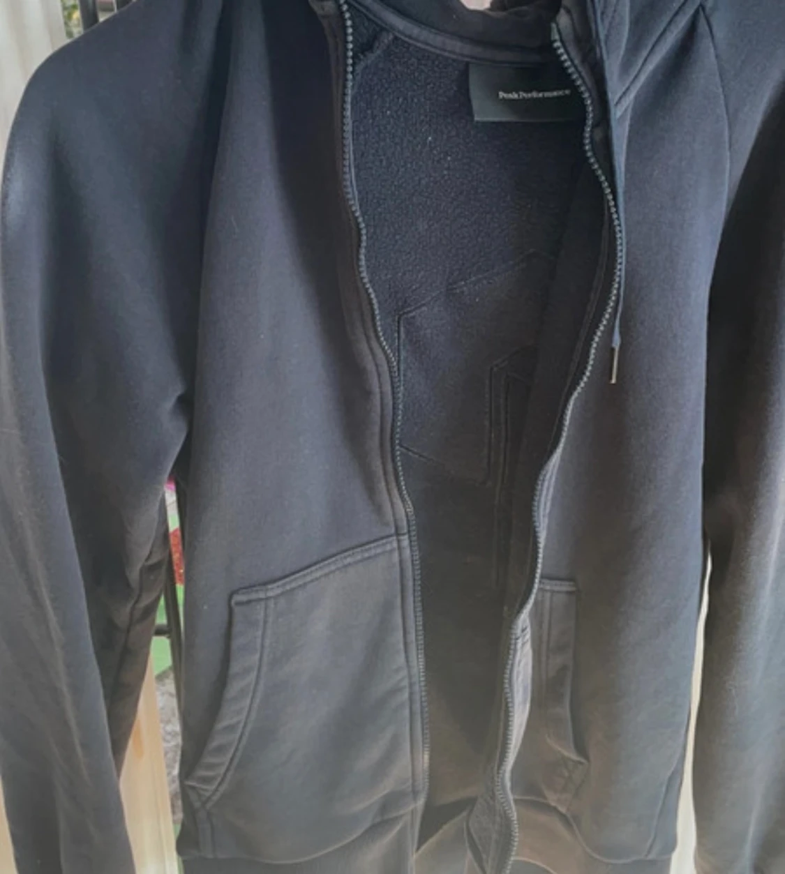 Peak Performance Huvtröja