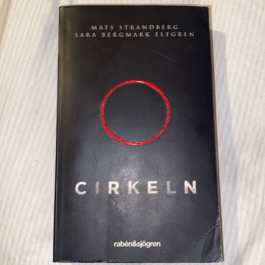 Cirkeln triologin  - 90