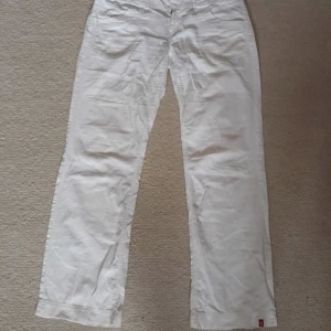 Linnebyxor - Lowwaist linnebyxor som jag skulle säga passar M/L🥰