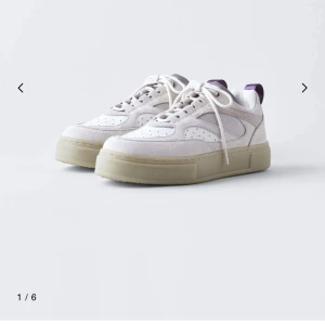 Eytys sidney sneakers  - Nypris 2000kr  Är ni intresserade är det bara att fråga om fler bilder💕 Så fina skor till våren i fint skick! Priset kan diskuteras  