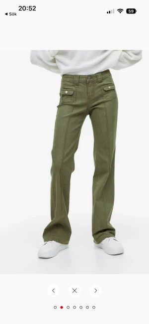 Hm jeans  - Storlek 42, prislapp kvar.  Skulle säga att dom är mer som storlek 40
