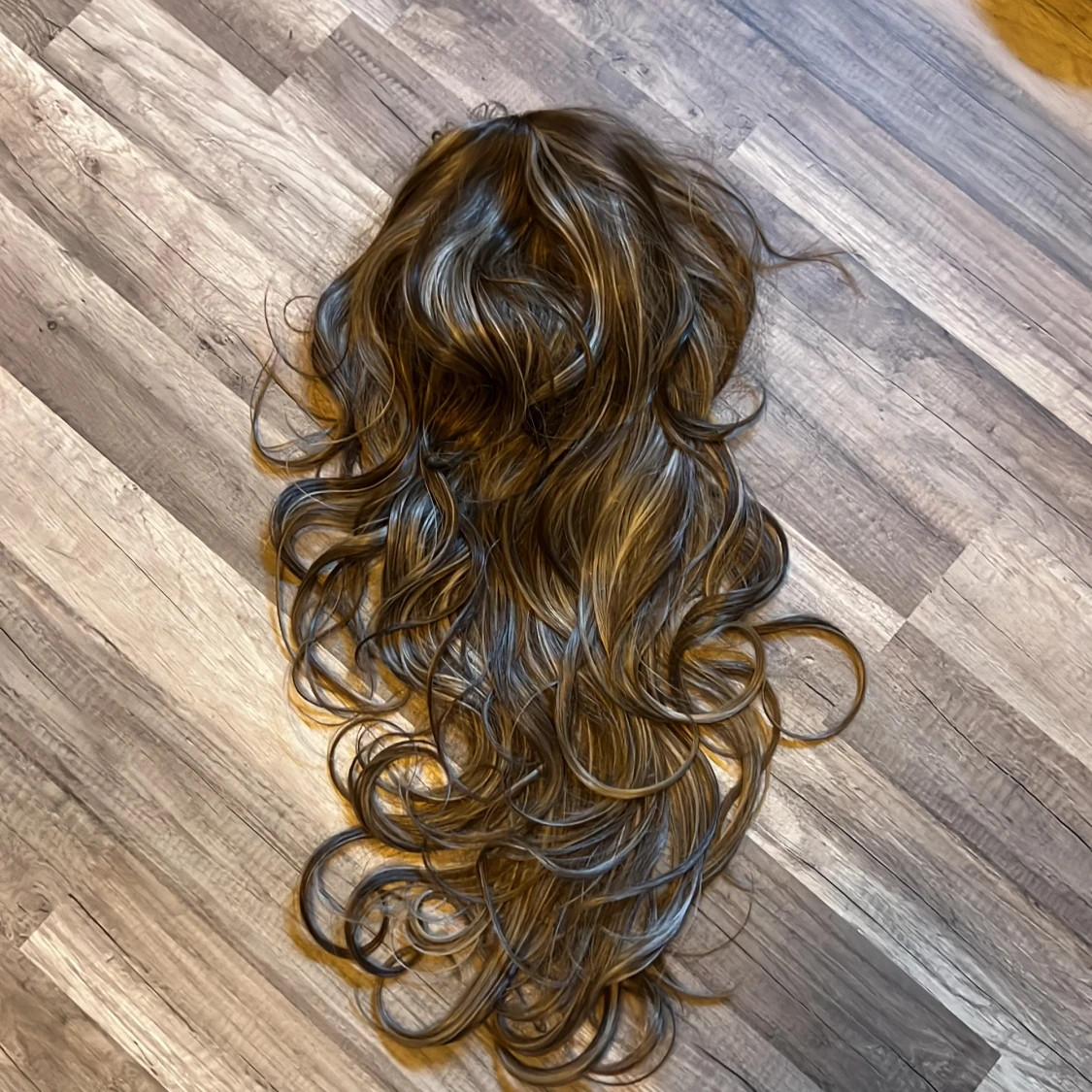 synthetic lace wig 