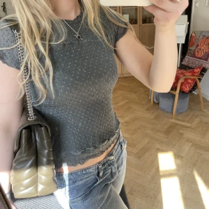 Blus Only - Blus från Only. Använd en gång och i fint skick!💕