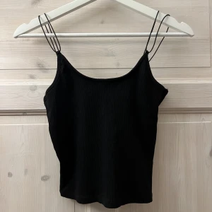 Ribbat linne  - Ribbat linne från Zara ✨ Perfekt till sommaren! 