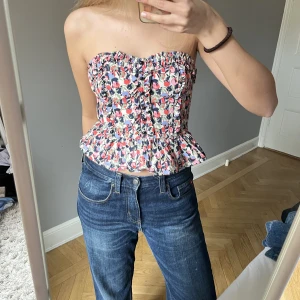 Korsett - Blommig korsett