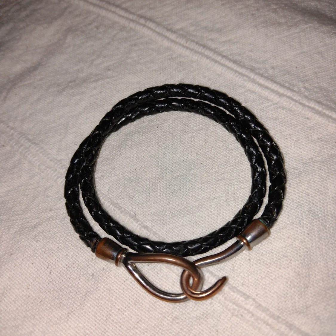 Mint - svart läderarmband  - 91