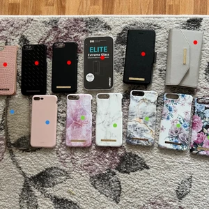 Skal till iPhone 8plus - Säljer mobilskal till iPhone 8 Plus  Skal med röd prick- 50kr/st  Skal med blå prick- 20kr/st Skal med grön prick - 30kr/st  De skal med grön prick har en liten spricka i ena hörnet, men inget som märks vid användning av skalet. (Se bild) fraktkostnad  tillkommer