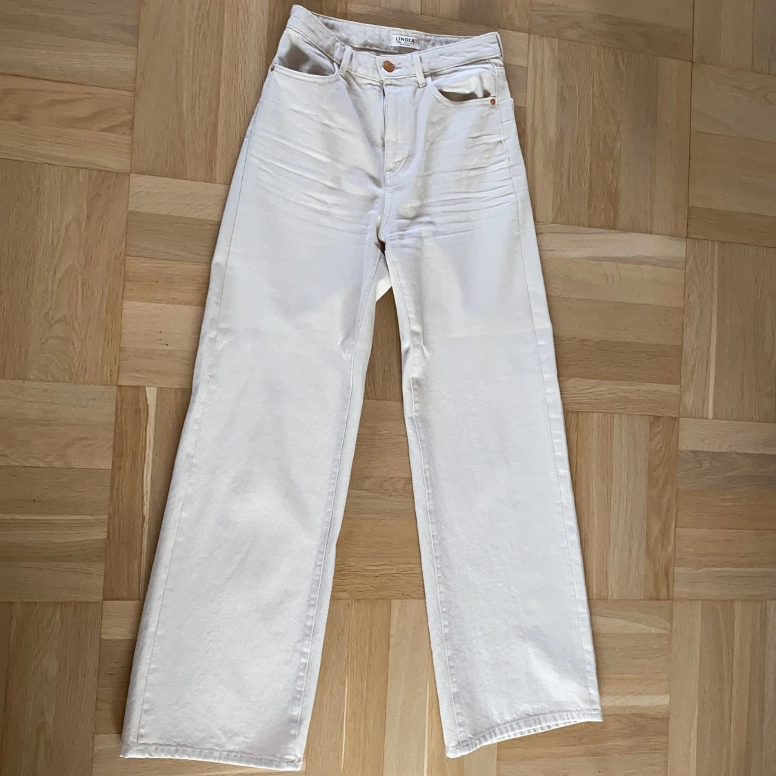 Jeans Beige Lindex strl 36