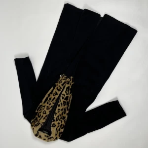 Superfin kappa med leopardpäls - Jätteskön och fin kappa med leopardpäls