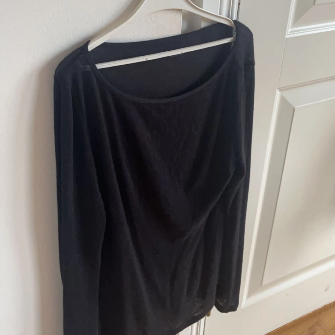 Intimissimi långärmad tröja, svart. - 91