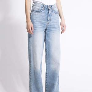 Blåa jeans från lager 157. Säljer då de inte kommer till användning. Använda ett fåtal gånger!🤗