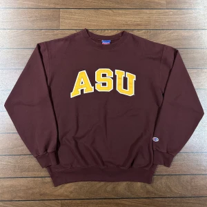 Champion ASU sweatshirt  - Snygg vintage champion sweatshirt i storlek L! Bara att skriva om du undrar över något🙏