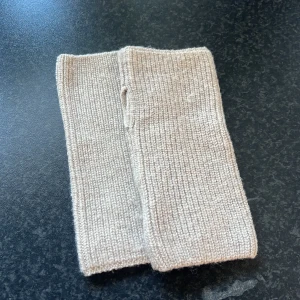 Torgvantar - Säljer ett par helt nya torgvantar från hm. 50kr+ frakt!! 💓