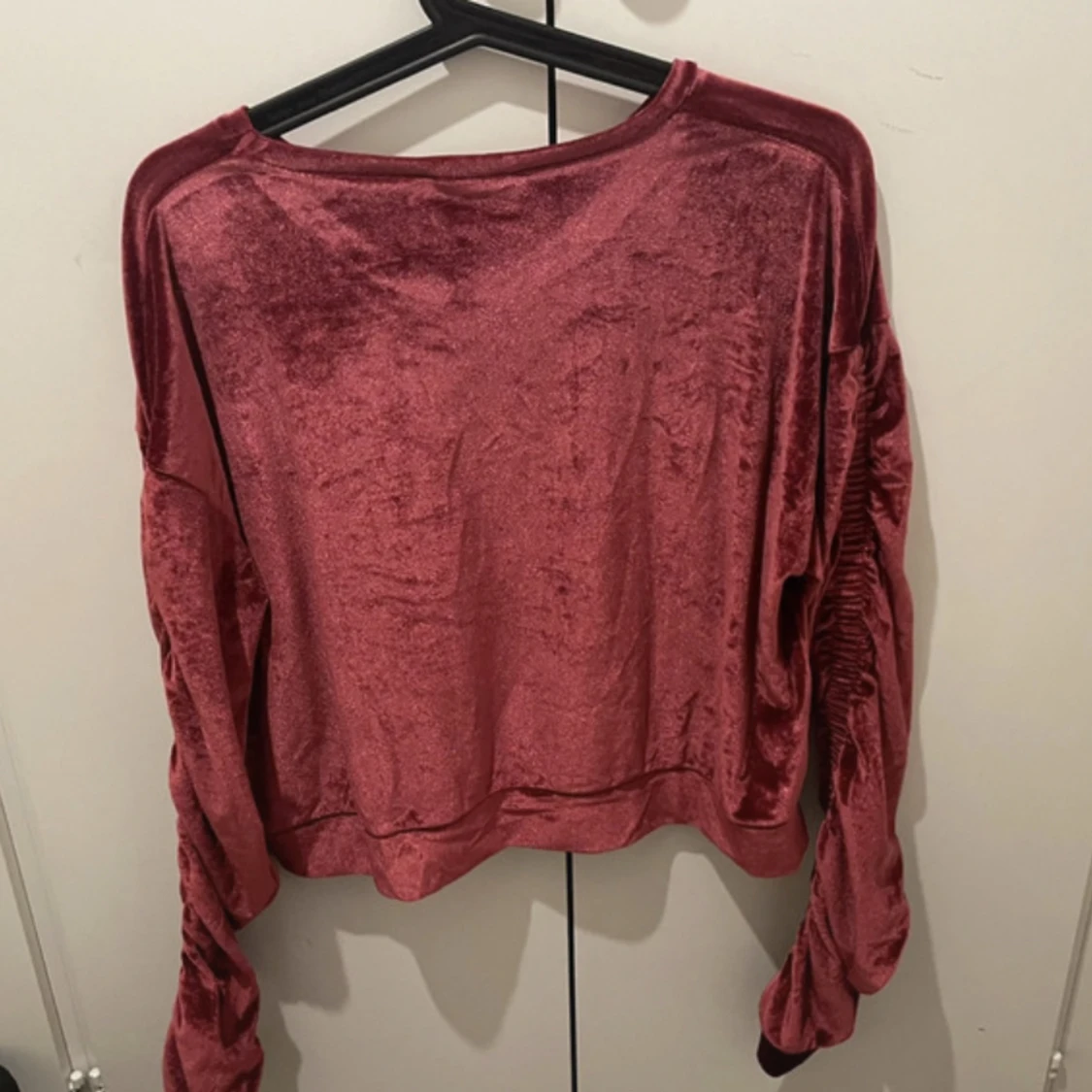 Burgandy tröja velvet - 91