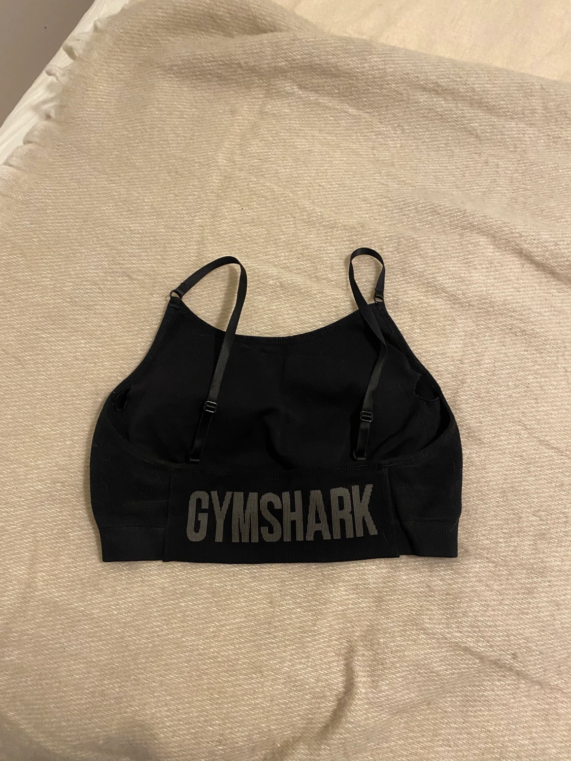 Gymshark  - 90
